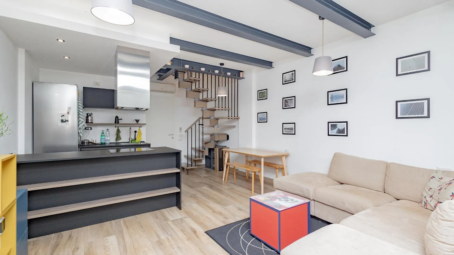 Apartament Homi Mediolan